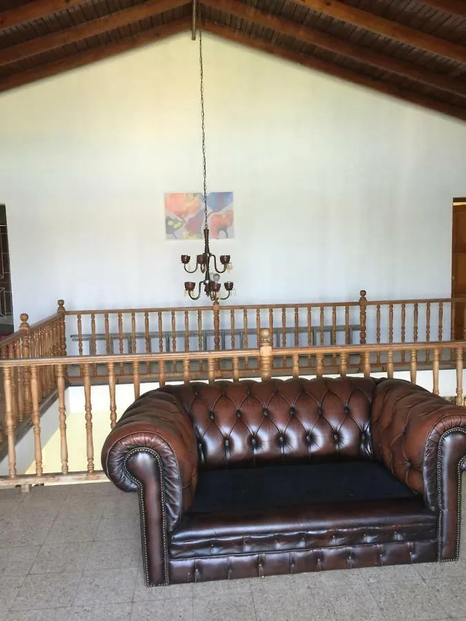 Suite Georgiana - Ensuite Double Bedroom, Cardiff Hall, Runaway Bay, One Mile To Beaches, 1 Hour From Montego Bay Airport Homestay